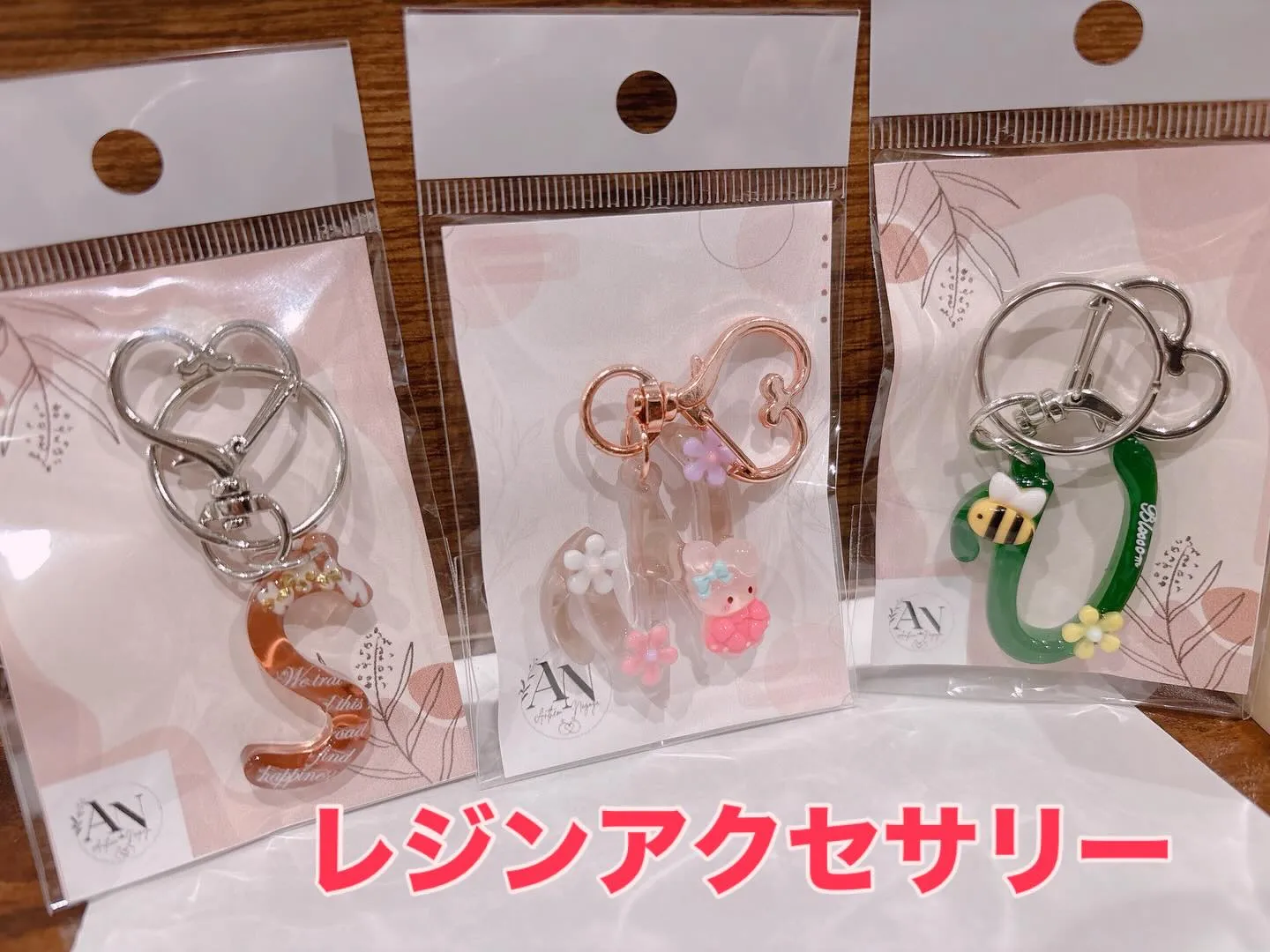 ✨イニシャルレジンキーホルダー✨